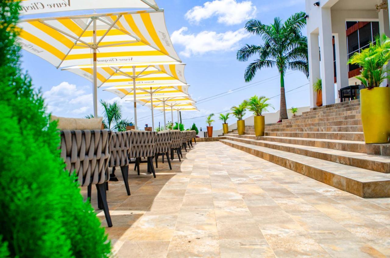 Bridgeview Resort Akosombo ภายนอก รูปภาพ